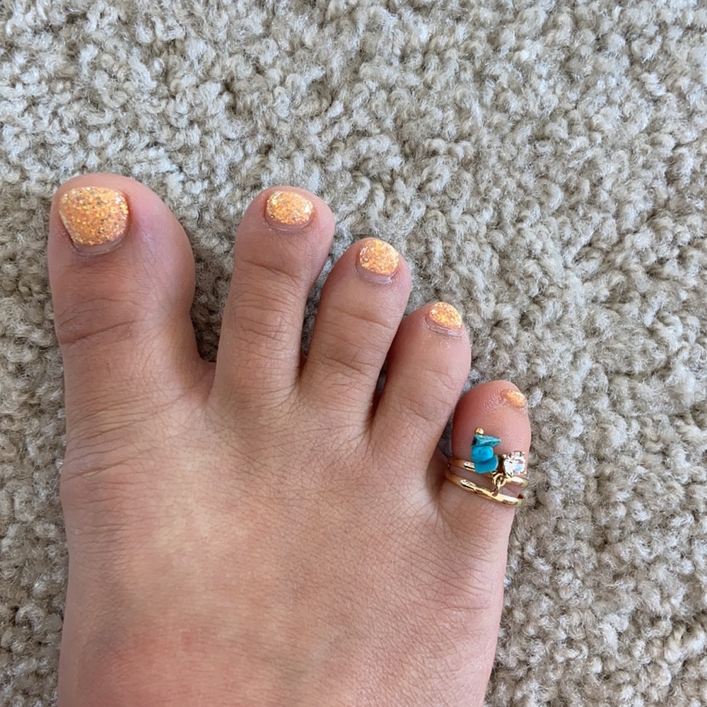 Dangly toe ring. OS - Picture 2 of 5